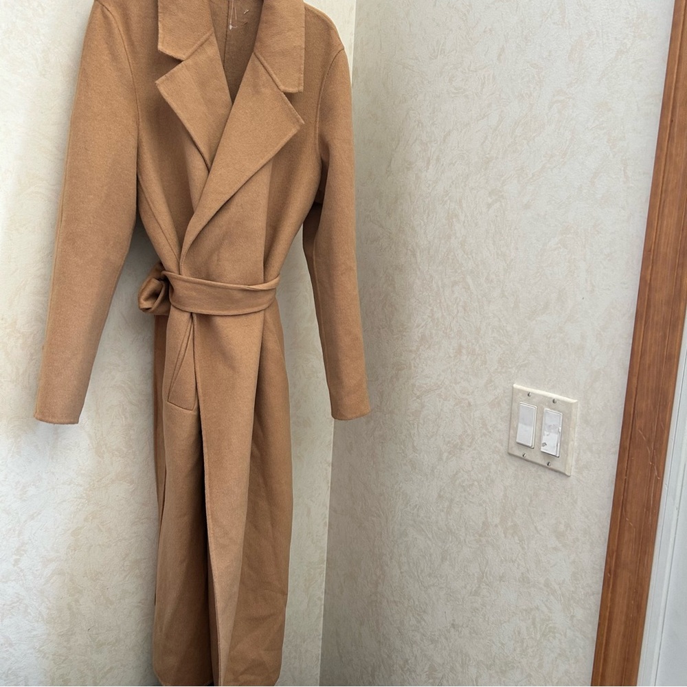 Timeless chic! Reiss Emile Wool Blend Belted Blindseam Coat in Camel size 10 - Picture 8 of 13
